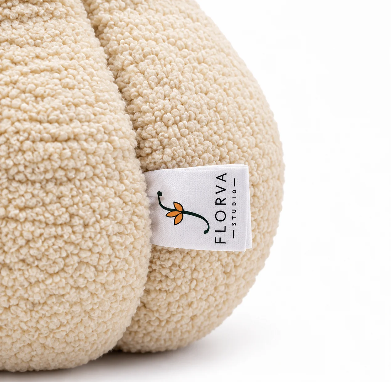 Halloween Pumpkin Cushion – Soft Sherpa & Velboa Decorative Pillow (40 × 25 cm) - Image 3